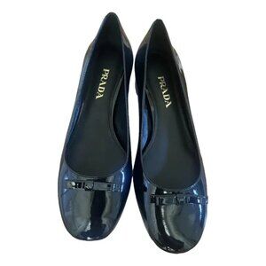 Patent leather ballet shoes size 39